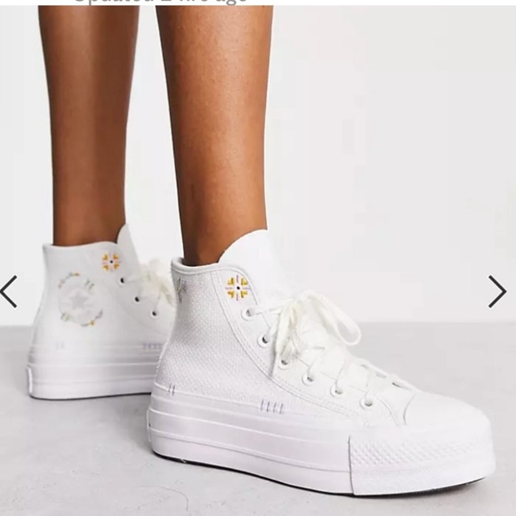 Chuck Taylor All Star Lift Platform shoes - Picture 2 of 11